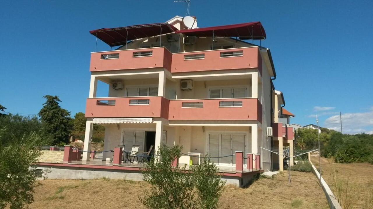Villa „Drei Palmen“ 스베티필립아이자코브 외부 사진